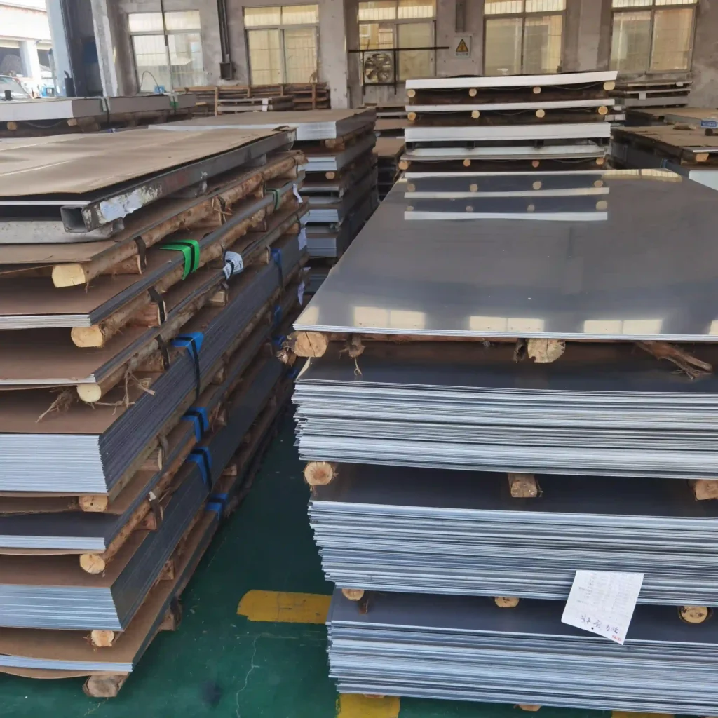 The most common stainless steel material used for bathroom cabinets is grade 304, commonly known as 18/8. It offers an excellent balance of corrosion resistance, strength, and weldability.