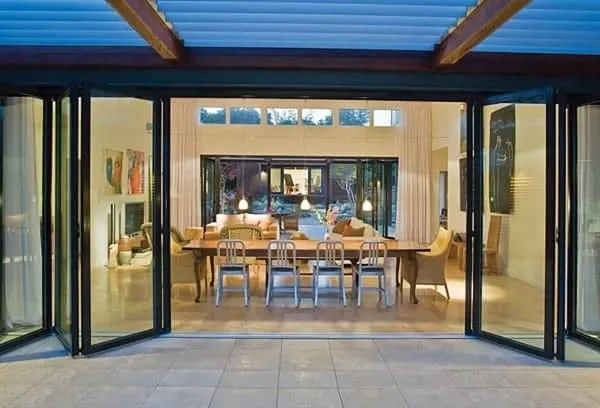 Bifold Doors with Integral Blinds Factory