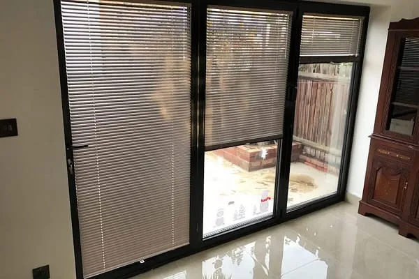 Custom Aluminium Bifold Blinds