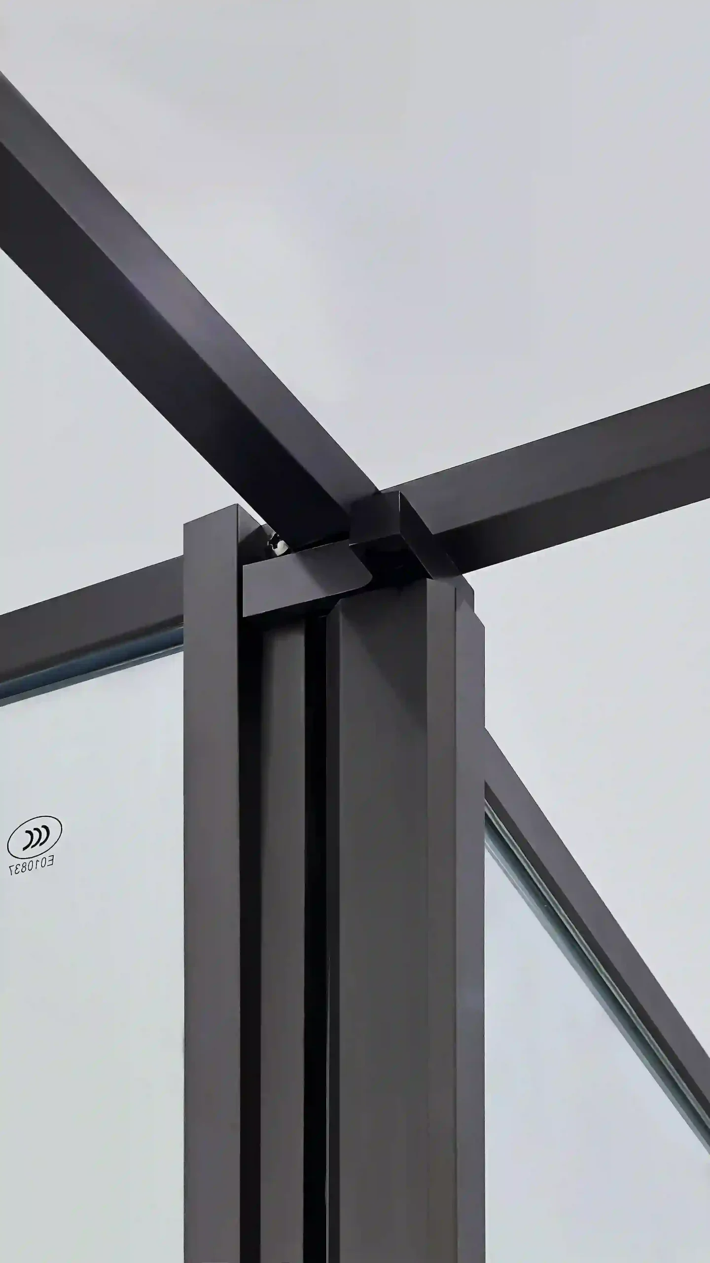 Matte black framed glass shower with sturdy panels supporting 200 kg and corrosion-resistant finish passing 10-level salt spray test.