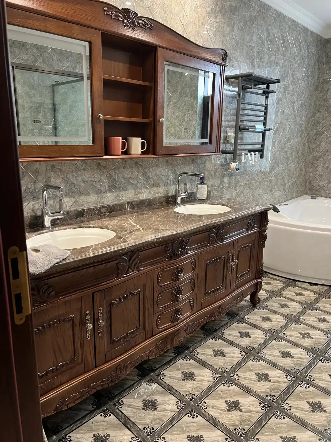 Custom American vanity project for resort developments
