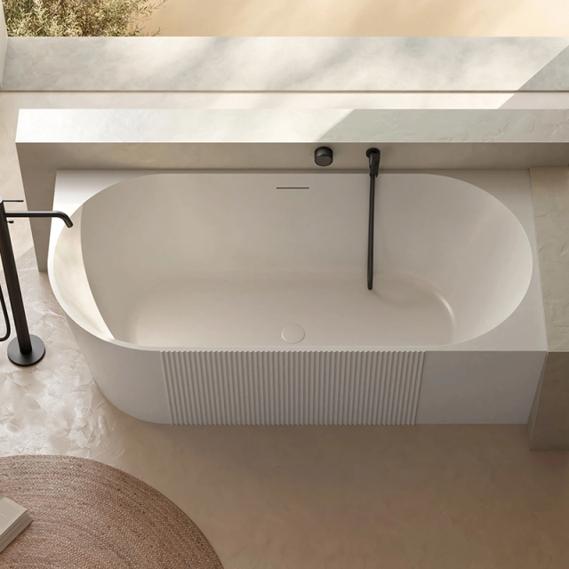 Back to Wall Acrylic Bathtub by George Group