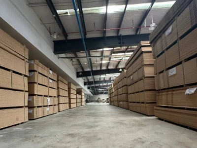 Raw material warehouse