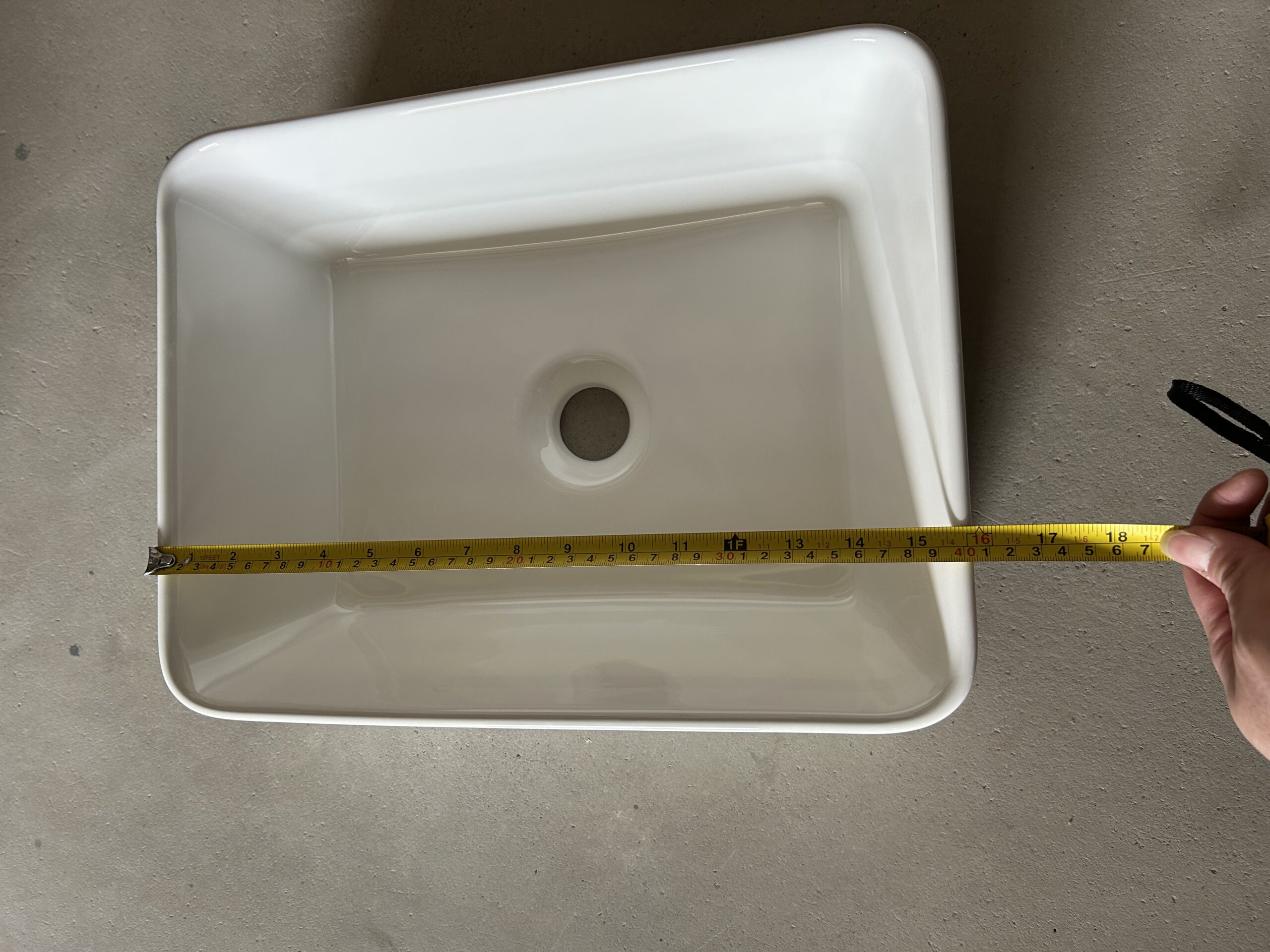 Sanitary ware products prepared for Jeddah medical project factory production