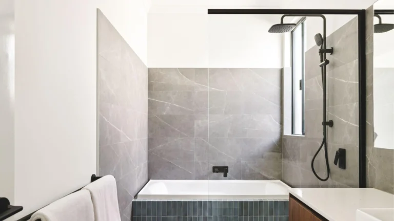 Which Shower Tub Combo Works Best for Apartments?